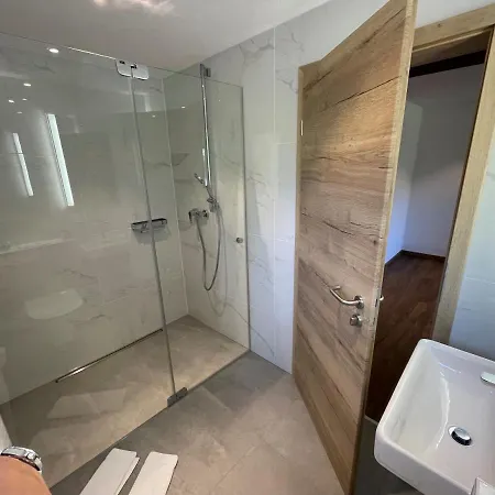 Reich Am Ebnisee Hotell 4*